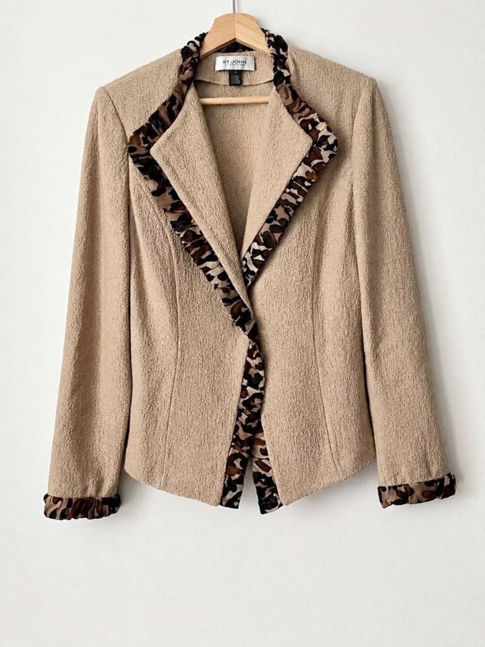 Vintage St. John Women's Wool Blend Blazer Jacket Animal Print Silk Trim Size 10